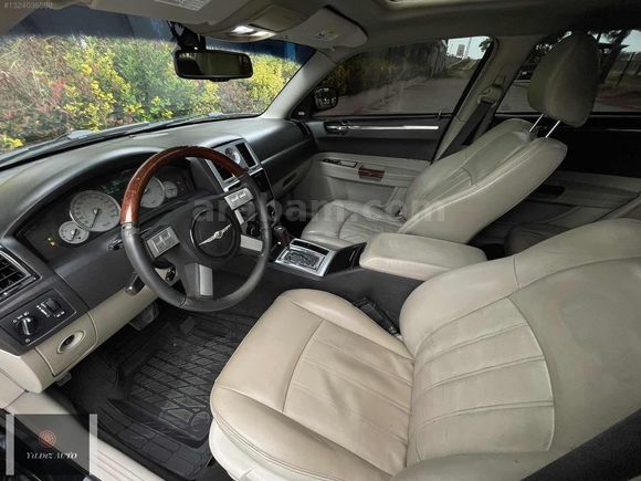 YILDIZ'DAN 2006 CHRYSLER 300C-3.0 CRD V6 - HEYBETLİ KASA