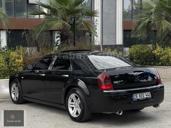 YILDIZ'DAN 2006 CHRYSLER 300C-3.0 CRD V6 - HEYBETLİ KASA