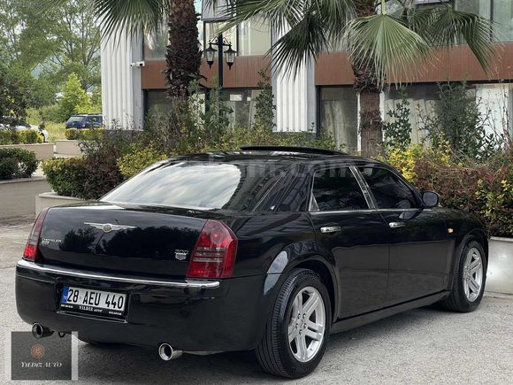 YILDIZ'DAN 2006 CHRYSLER 300C-3.0 CRD V6 - HEYBETLİ KASA