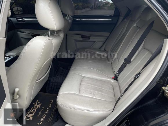 YILDIZ'DAN 2006 CHRYSLER 300C-3.0 CRD V6 - HEYBETLİ KASA