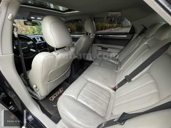 YILDIZ'DAN 2006 CHRYSLER 300C-3.0 CRD V6 - HEYBETLİ KASA