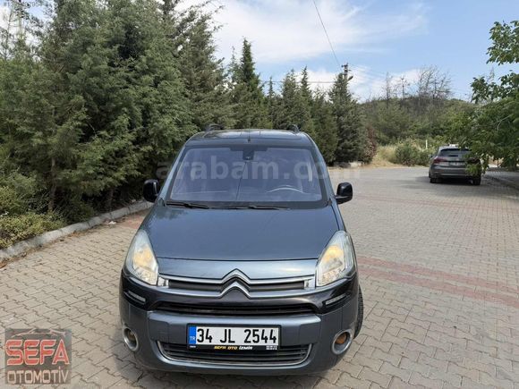 SEFA OTOMOTİV'den CAM TAVANLI FULL PAKET BERLİNGO / 378BİN KREDİ