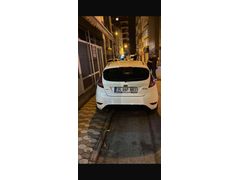 Sahibinden Ford Fiesta 1.4 TDCi Trend 2011 Model 