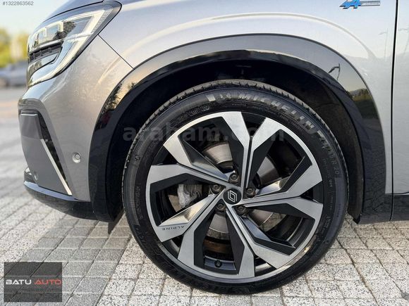 BATU AUTO'DAN 2024 RENAULT AUSTRAL ALPİNE CAM TVAN 48 BİNDE