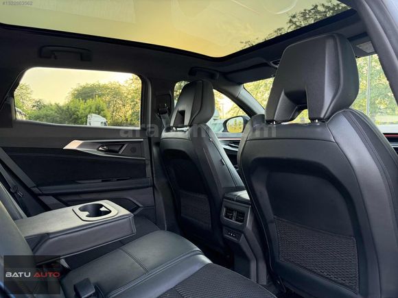 BATU AUTO'DAN 2024 RENAULT AUSTRAL ALPİNE CAM TVAN 48 BİNDE