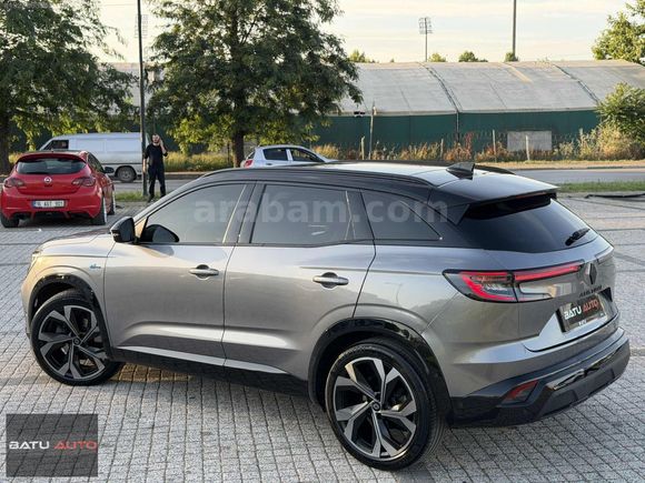 BATU AUTO'DAN 2024 RENAULT AUSTRAL ALPİNE CAM TVAN 48 BİNDE