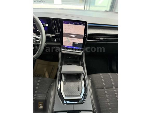 EMEK/2025 MODEL RENAULT AUSTRAL 1.3 HYBRİD CAM TAVAN TECHNO