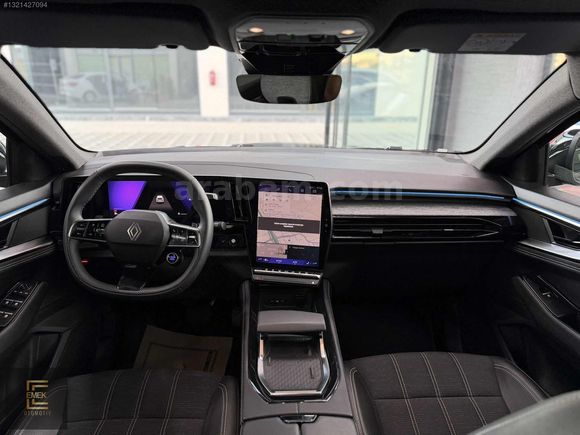 EMEK/2025 MODEL RENAULT AUSTRAL 1.3 HYBRİD CAM TAVAN TECHNO
