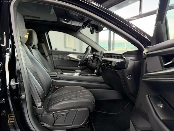 EMEK/2025 MODEL RENAULT AUSTRAL 1.3 HYBRİD CAM TAVAN TECHNO
