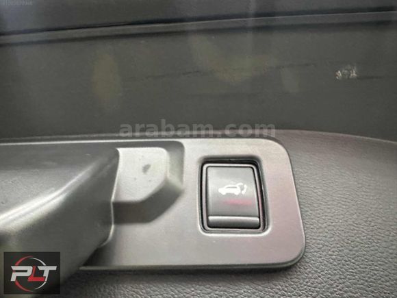 POLAT'TAN 2024 RENAULT AUSTRAL 1.3 HYBRİD TECHNO ESPRİT ALPİNE