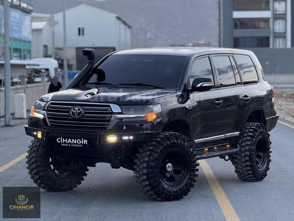 CİHANGİR OTOMOTİV'DEN KUSURSUZ LAND FULL YAPILI OFFROAD DONANIM