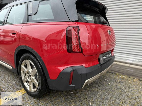 HATASIZ 2025 MODEL MINI COUNTRYMAN E 19.000KM