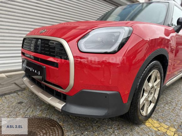 HATASIZ 2025 MODEL MINI COUNTRYMAN E 19.000KM