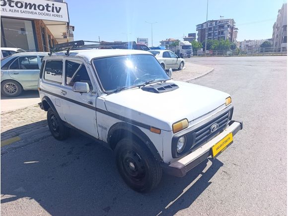 MASRAFSIZ 4X4 LADA NİVA