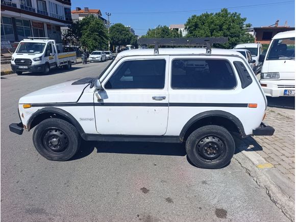 MASRAFSIZ 4X4 LADA NİVA