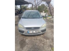 Sahibinden Ford Focus 1.6 Trend 2006 Model  300.000 km Gri (Gümüş)