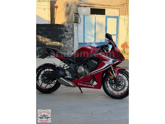 2020 MODEL HONDA CBR 560R YAŞINA GÖRE DİRİ