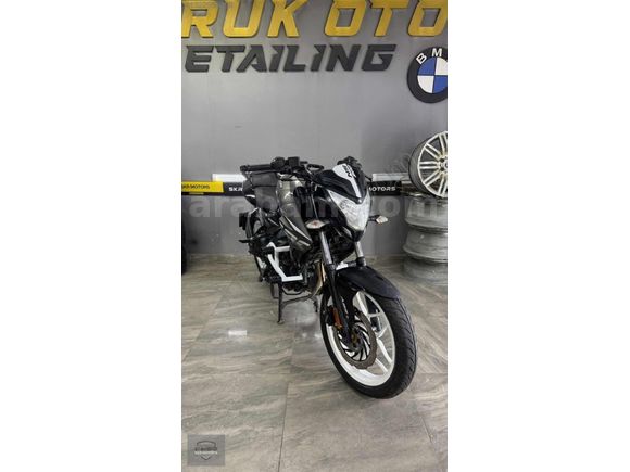 SKR MOTORS'DAN HATASIZ PULSAR NS 200 ABS
