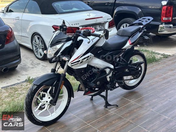 EnCars'dan Pulsar NS 200 ABS