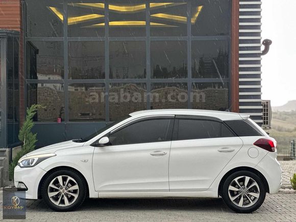 2019 MAKYAJLİ KASA OTOMATİK İ20