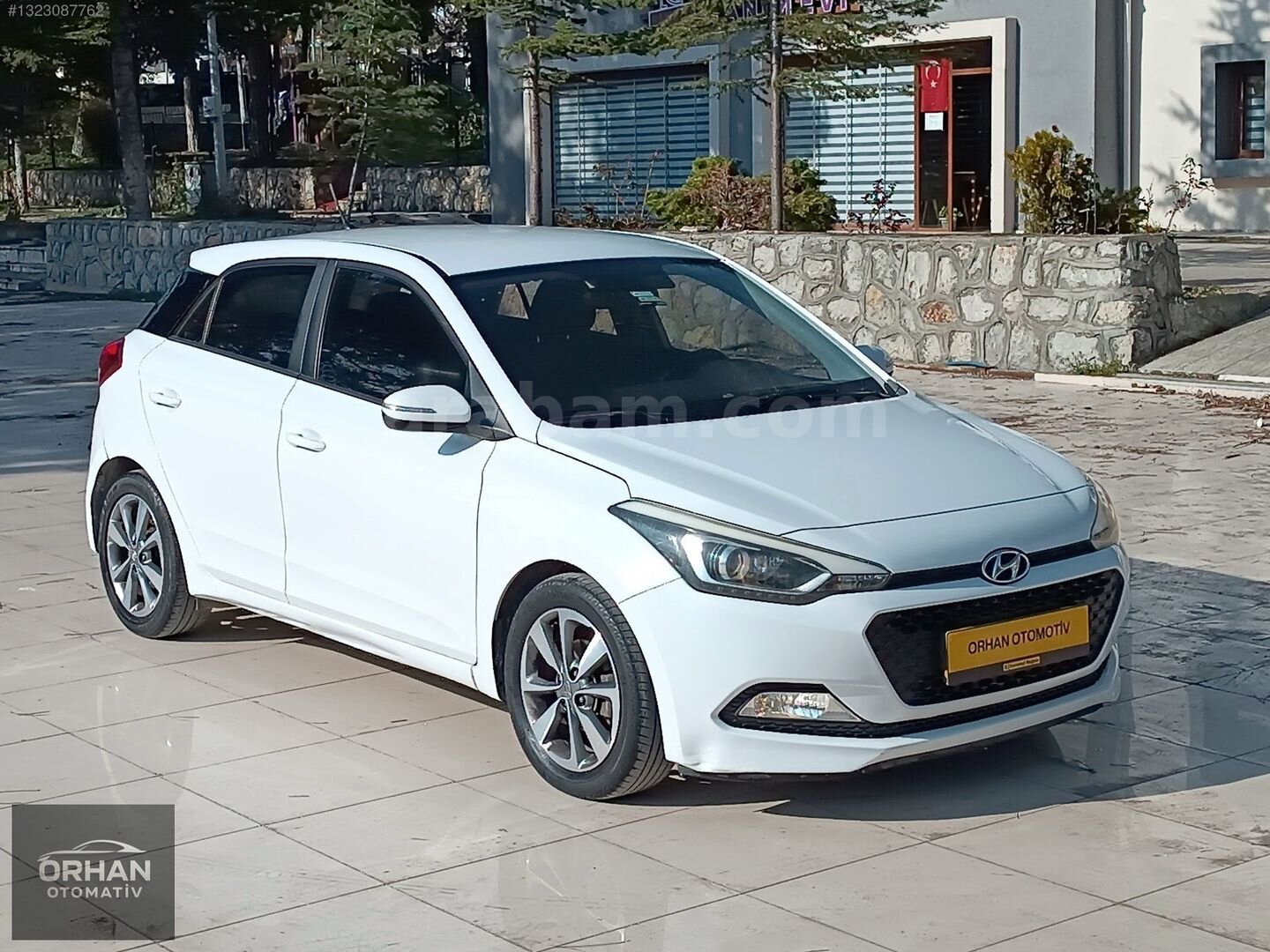 Galeriden Hyundai i20 1.4 MPI Style 2015 Model Karabük 83.000 km Beyaz 1