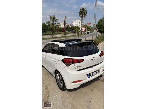 Temiz Bakımlı Sanrooflu Otomatik