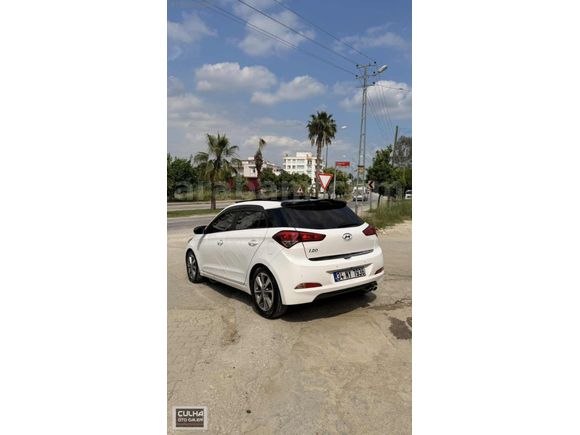 Temiz Bakımlı Sanrooflu Otomatik