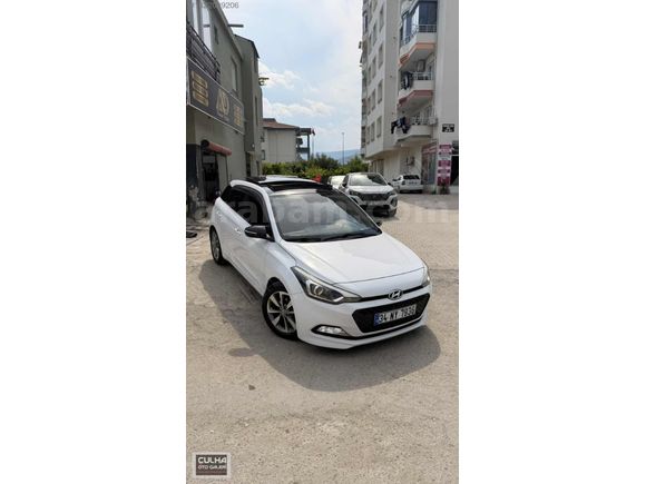 Temiz Bakımlı Sanrooflu Otomatik