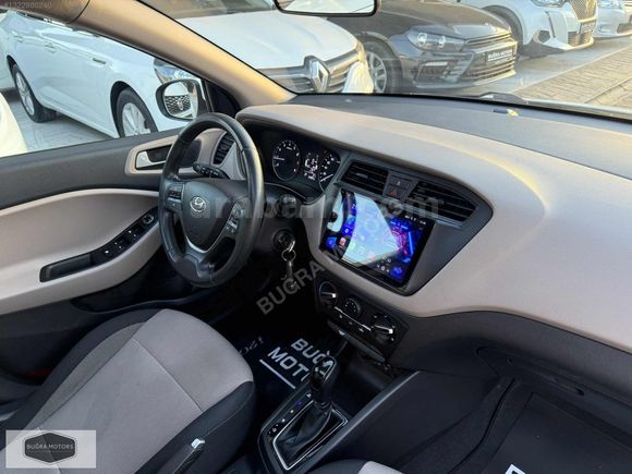2017 Model Hyundai İ20 1.4 MPI Style Cam Tavan ' Geri Görüş