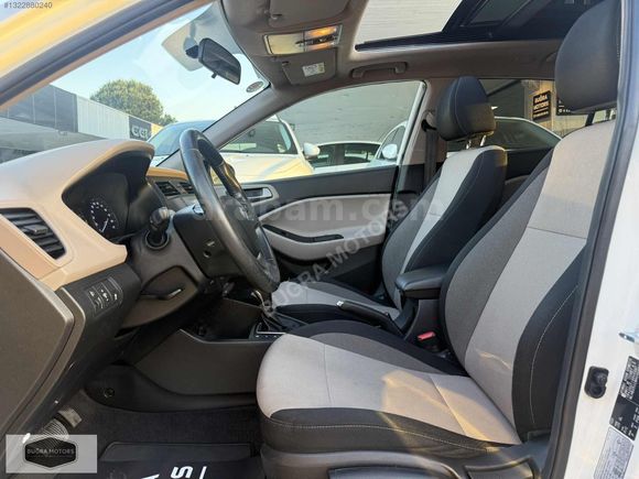 2017 Model Hyundai İ20 1.4 MPI Style Cam Tavan ' Geri Görüş
