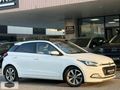 2017 Model Hyundai İ20 1.4 MPI Style Cam Tavan ' Geri Görüş