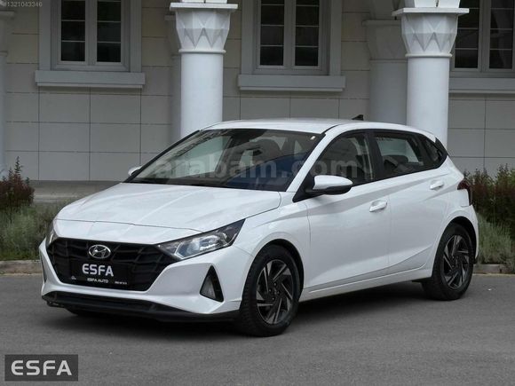ESFA AUTO'DAN 2023 İ20 STYLE HATASIZ BOYASIZ SERVİS BAKIMLI