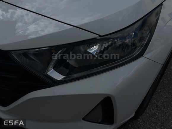ESFA AUTO'DAN 2023 İ20 STYLE HATASIZ BOYASIZ SERVİS BAKIMLI