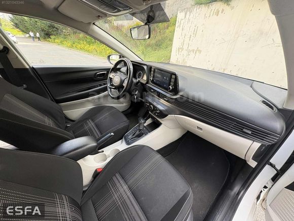 ESFA AUTO'DAN 2023 İ20 STYLE HATASIZ BOYASIZ SERVİS BAKIMLI