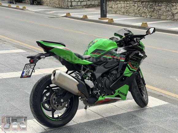 Galeriden Kawasaki Ninja ZX-4RR 2024 Model Balıkesir 8.900 km