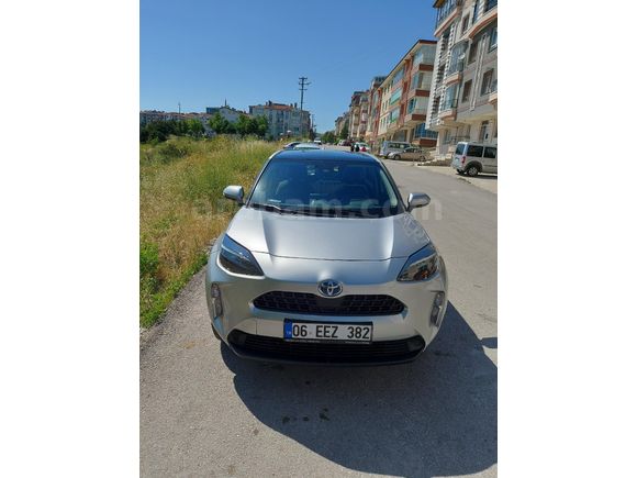 Sahibinden Toyota Yaris Cross 1.5 Hybrid Dream X-Pack 2023 Model Ankara