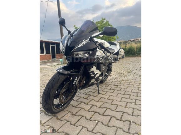 HONDA CBR 600 RR BAKIMLI 65 BİNDE PIRIL PIRIL