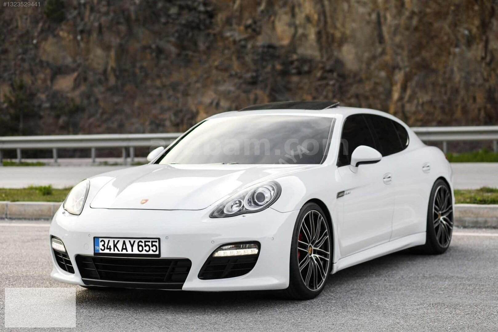 Galeriden Porsche Panamera Diesel 2012 Model Çorum 180.000 km Beyaz 5