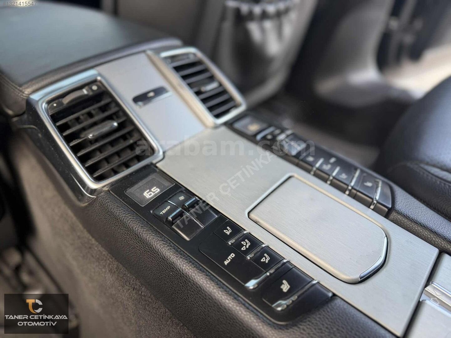 Galeriden Porsche Panamera Diesel 2011 Model Antalya 284.000 km Siyah 3