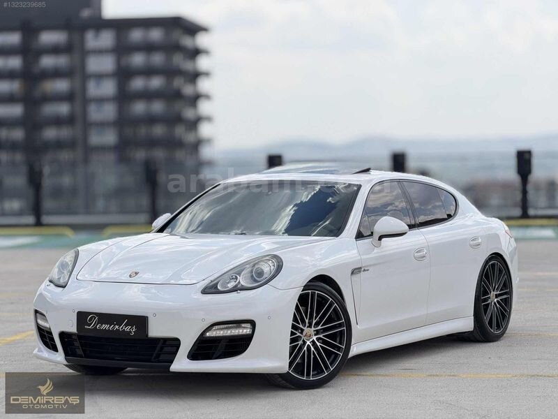 Galeriden Porsche Panamera Diesel 2012 Model Ankara 290.000 km Beyaz
