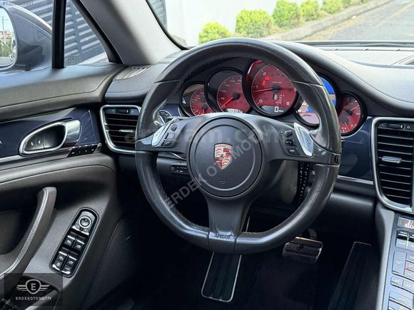 PANAMERA DİESEL MAKYAJLI BAYİİ SOĞUTMA BOSE ÇİFT MERCEK 300HP