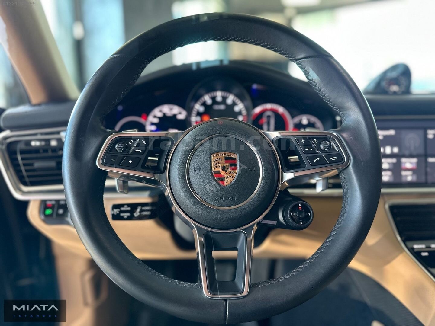 Galeriden Porsche Panamera 2019 Model İstanbul 6.453 km Gri 7