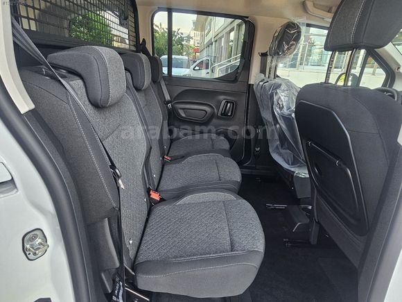 2026 MODEL 0 KM DE OPEL COMBO DİZEL OTOMATİK %20 KDV EMİNEVİM