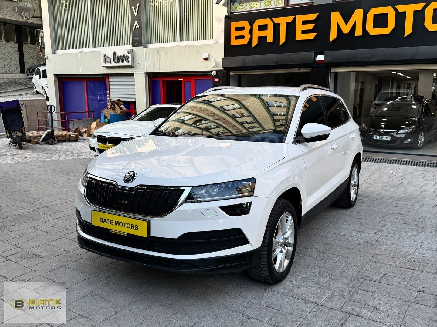 ''BATE MOTORS''2018 MODEL SKODA KAROQ STYLE 174.000KM 3