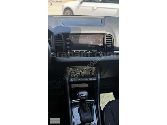 24 MODEL Karoq 1.5 TSİ ACT PREMİUM DSG CAM TAVAN
