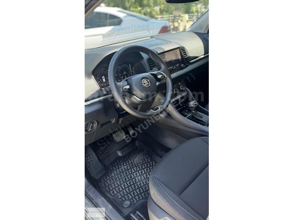 24 MODEL Karoq 1.5 TSİ ACT PREMİUM DSG CAM TAVAN