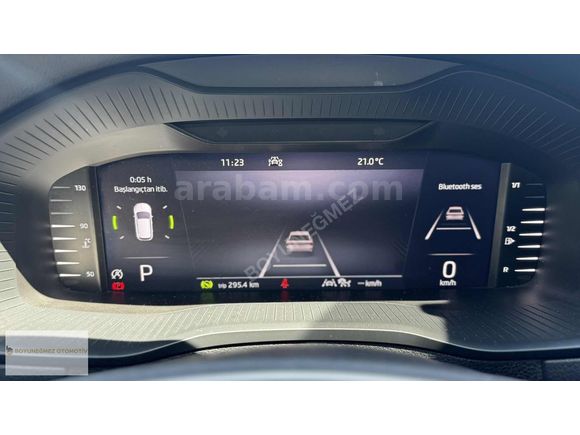 24 MODEL Karoq 1.5 TSİ ACT PREMİUM DSG CAM TAVAN