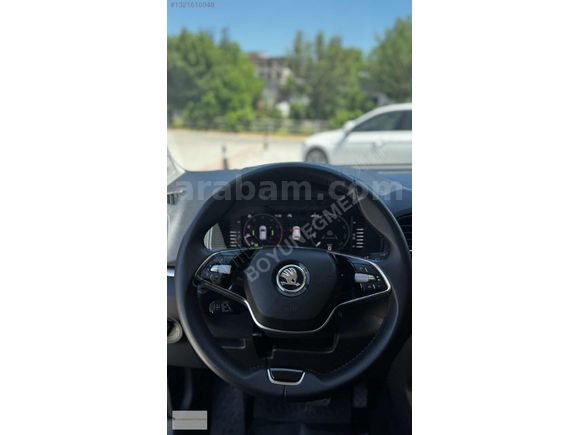 24 MODEL Karoq 1.5 TSİ ACT PREMİUM DSG CAM TAVAN