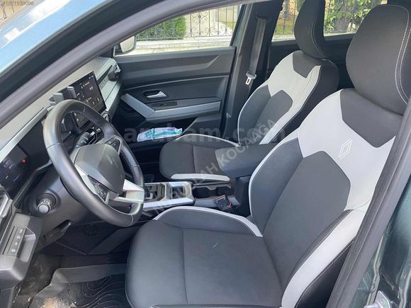 DEĞİŞENSİZ BOYASIZ 2024 FULL HYBRİD 26.000 KM OTOMATİK GARANTİLİ