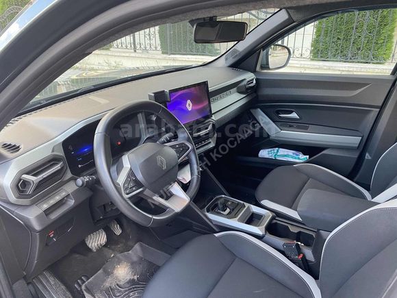 DEĞİŞENSİZ BOYASIZ 2024 FULL HYBRİD 26.000 KM OTOMATİK GARANTİLİ